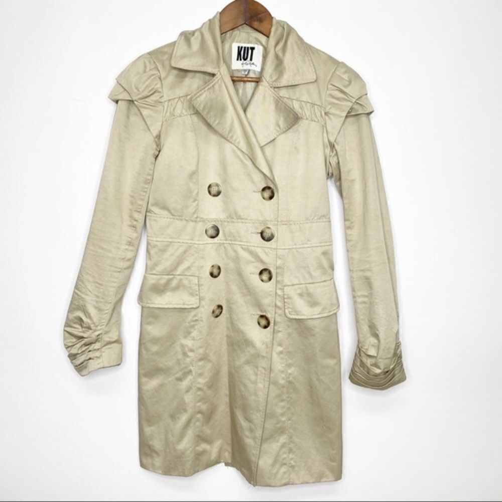 Kut from the Kloth Trenchcoat Medium